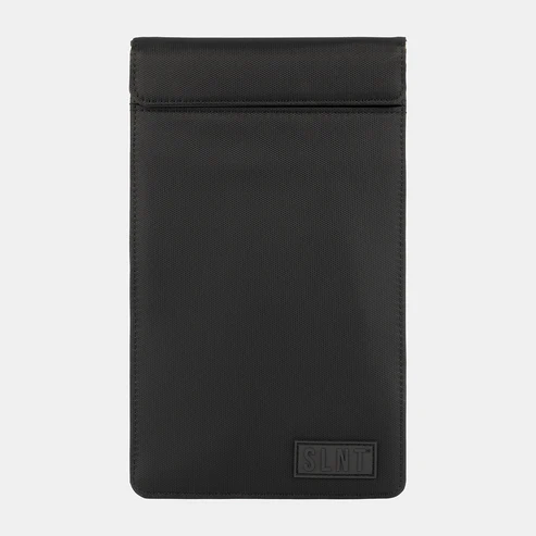 Faraday-phone-sleeve-medium-plus